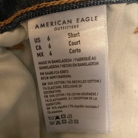 American Eagle Mom Jeans - Picture 5 of 6